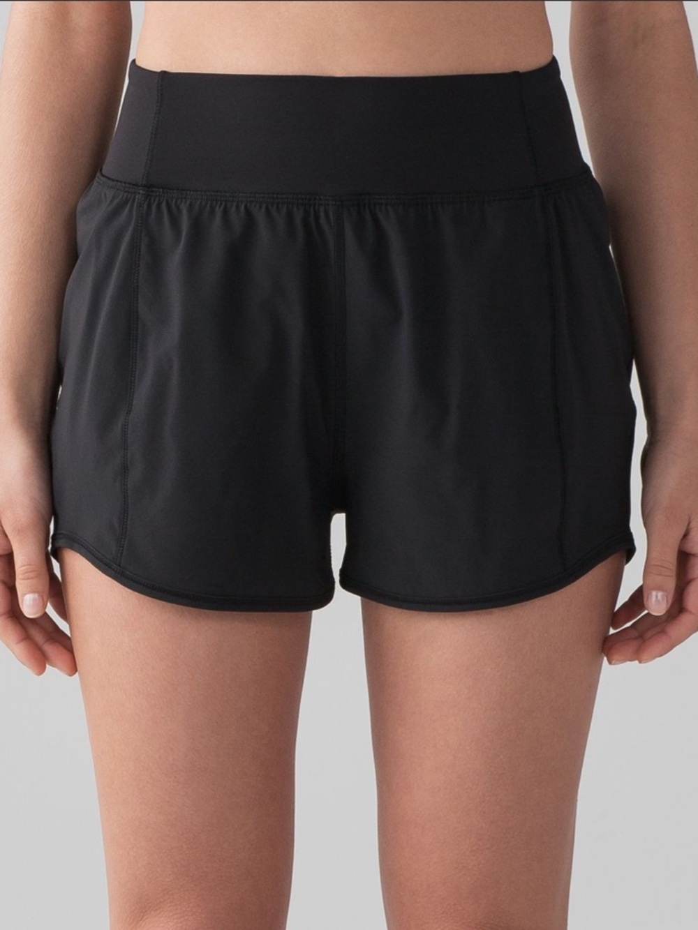 lululemon Lean In 2” Shorts